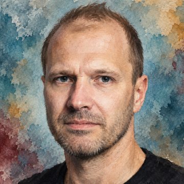  Kolozsi Ádám