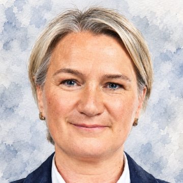  Dicső Viktória