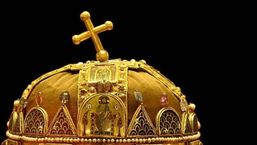 A Szent Korona részlete (forrás: Wikipedia)