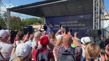 Felkelt a napunk: Magyar Péter bevonul a Tisza Sziget-találkozóra