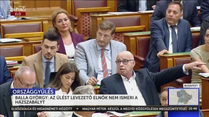 Kikapcsolt mikrofonok és asztalcsapkodás – Elszabadultak az indulatok a parlamenti ülésen - HírTV