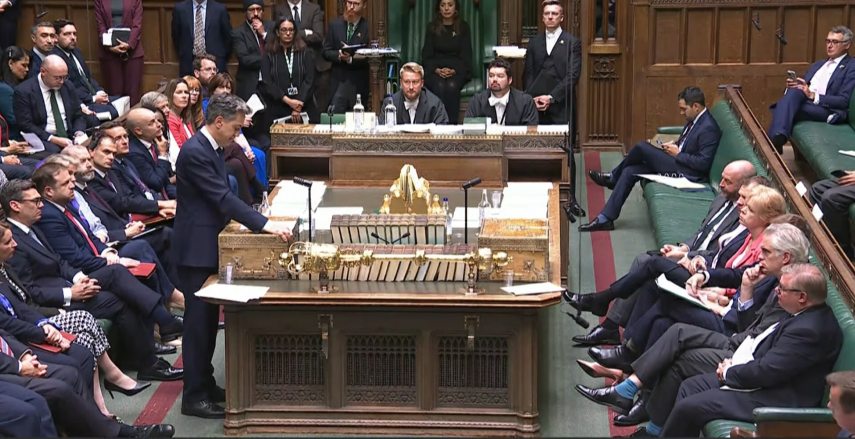 Ed Miliband bejelenti a ciszjordániai szankciókat