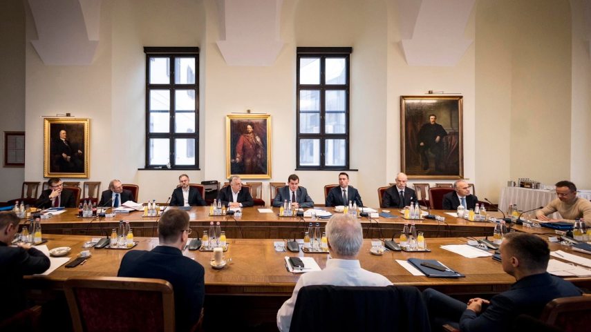 Kormányülés a Karmelitában (forrás: Orbán Viktor Fb)