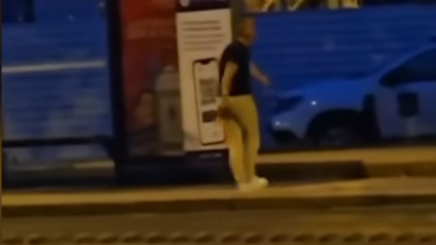 Magyar_Peter-telefon.jpg