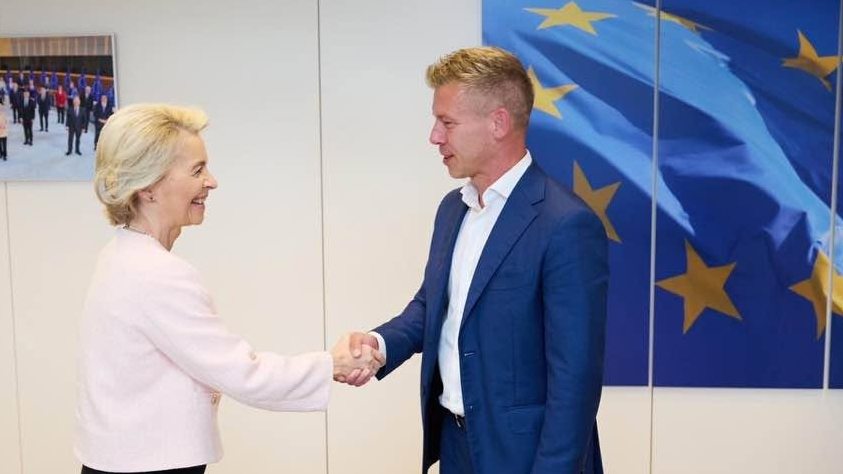 Von der Leyen és Magyar Péter