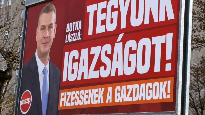 Botka László Fizessenek a gazdagok! óriásplakátja