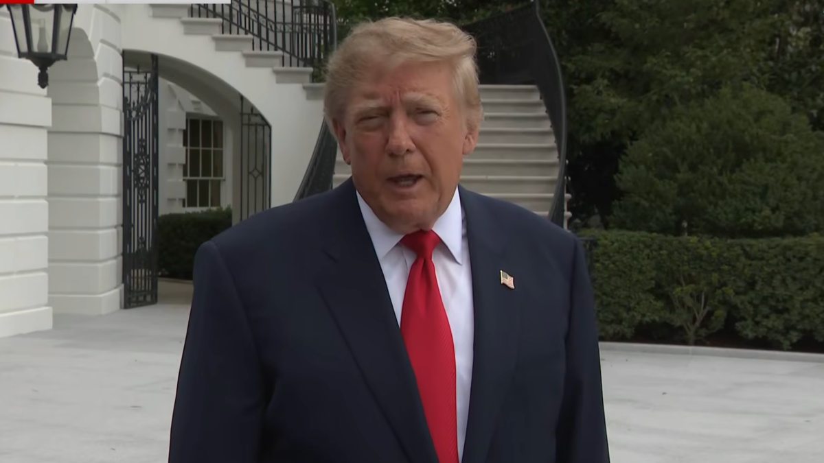 Trump: Ideje, hogy Ukrajnának új elnöke legyen