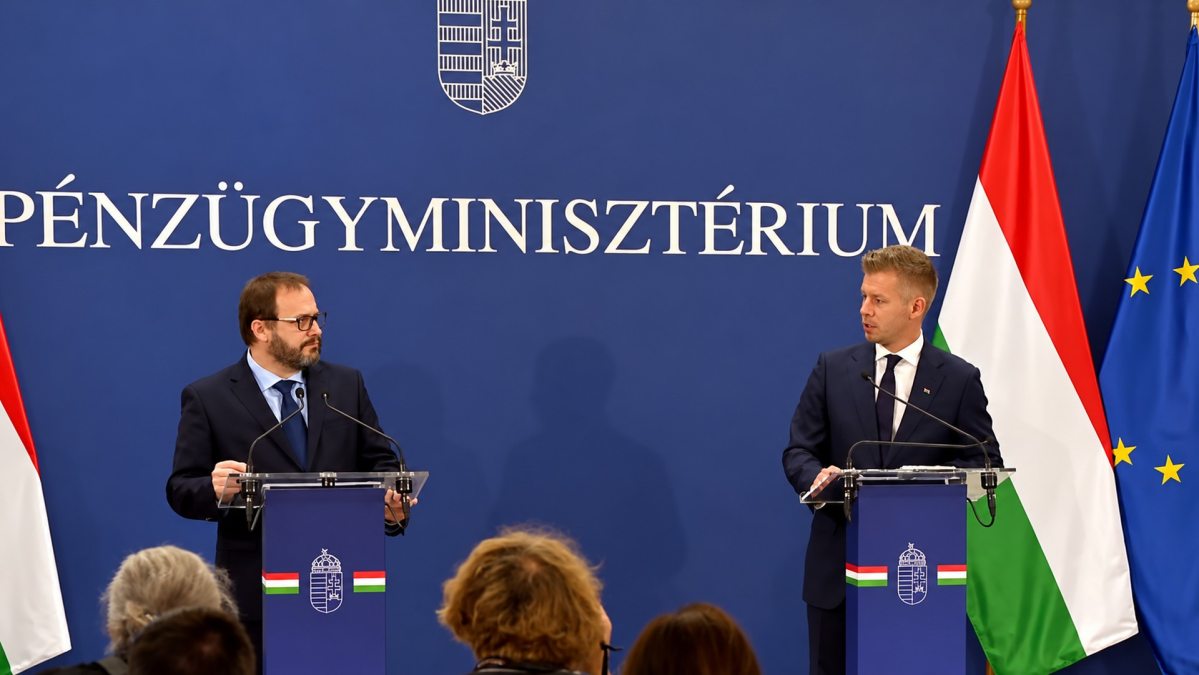 ADÓCSÖKKENTÉS+ helyett ADÓEMELÉS+