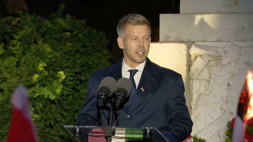 Magyar Péter beszédet mond a Bem téren az 1956-os forradalom és szabadságharc emlékére október 22-én